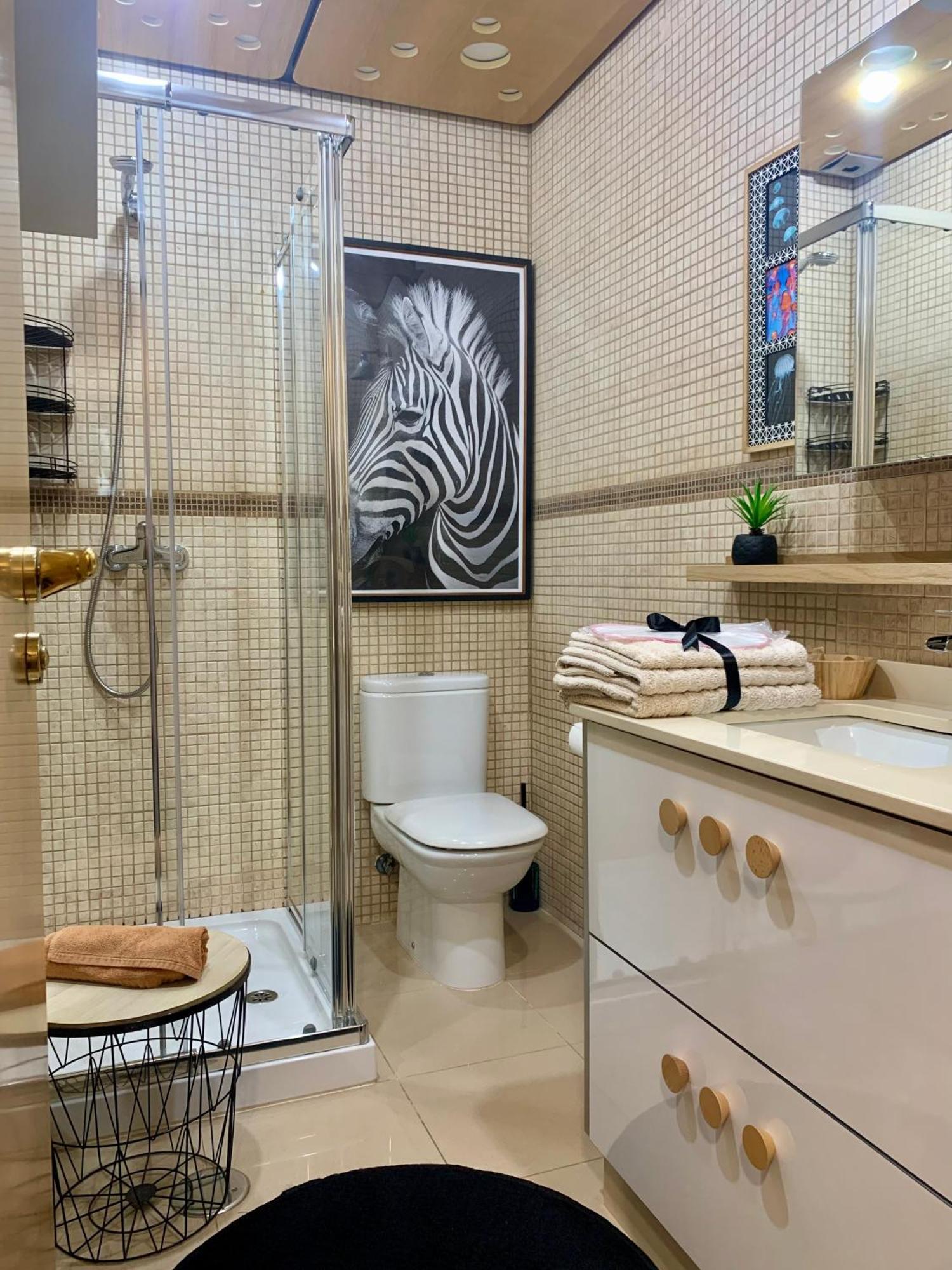 Labarta Estudio En Puerta Del Sol Con Parking Vigo Exteriör bild